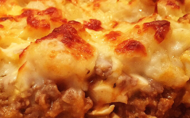 Couve-flor gratinada com carne moída