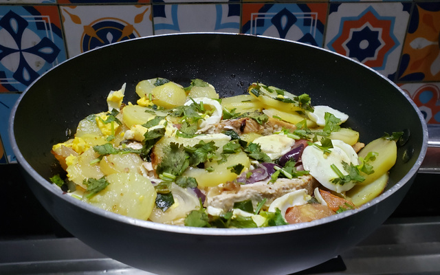 Salmãolhada (bacalhoada de salmão)