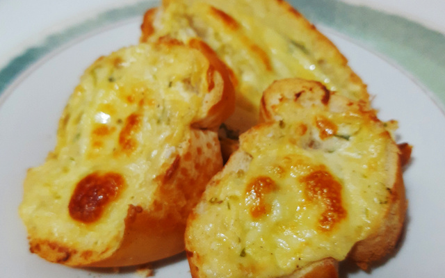 Creme de alho (pão de alho)