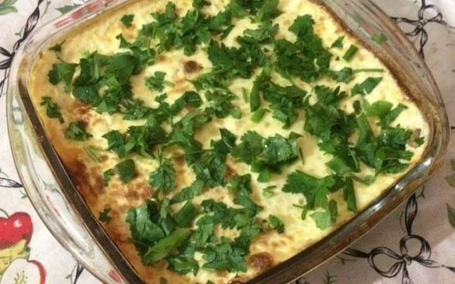 Gratinado de batata com presunto e queijo