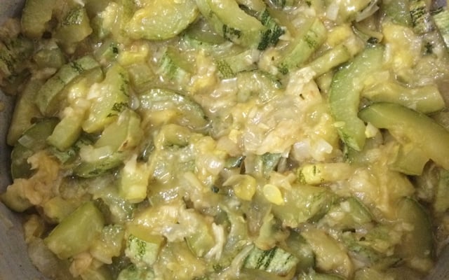 Abobrinha refogada no azeite