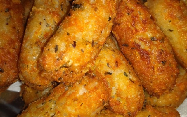 Bolinho de arroz tradicional