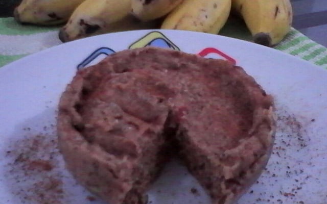 Bolo de banana e maçã de 5 minutos