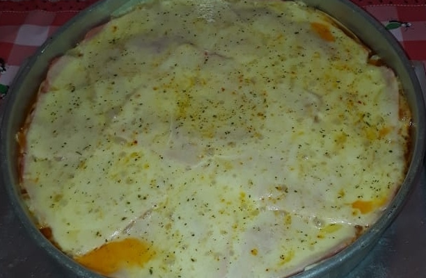 Lasanha de massa de pastel