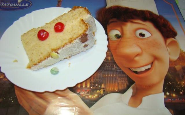 Bolo de coco recheio de coco