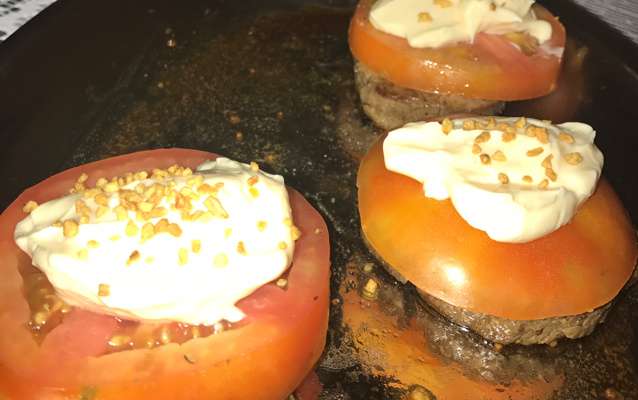 Medalhão à pizzaiolo