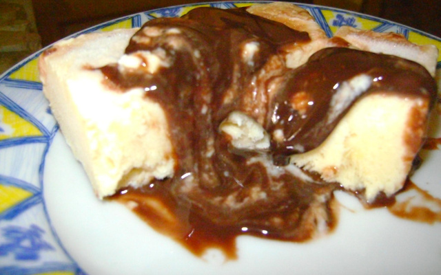 Geladão com cobertura de chocolate