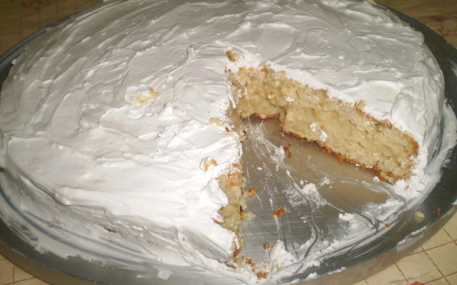 Bolo molhadinho de abacaxi