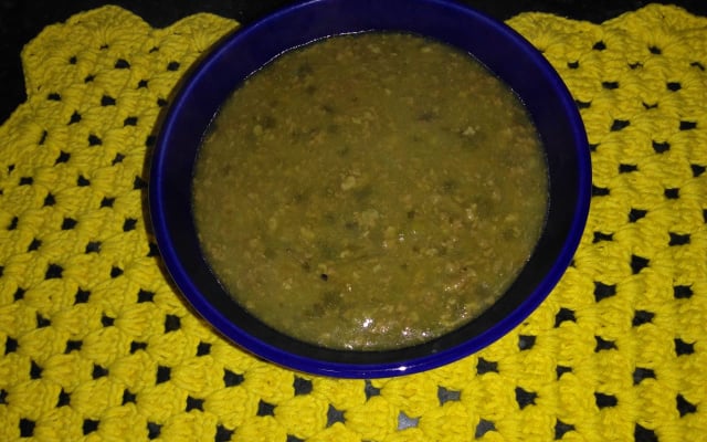 Caldo de carne moída