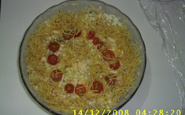 Salpicão de frango (com ingredientes diferentes da salada de maionese)