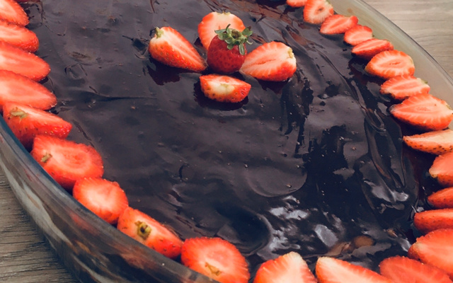 Pavê de chocolate preto e chocolate branco