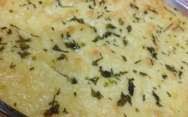 Purê assado (batata e queijos) do Lúcio Cezar