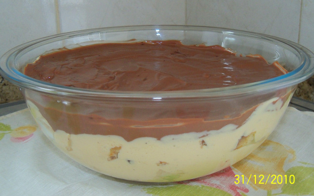 Pavê Natalino de Maracujá com Panetone