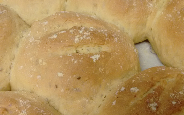 Pãozinho de milho com queijo