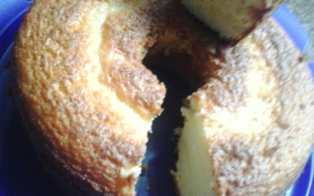 Bolo de limão com chantilly