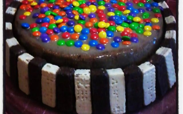 Bolo barril de confete