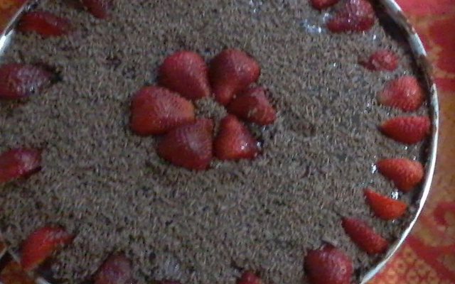 Bolo de brigadeiro com Morango