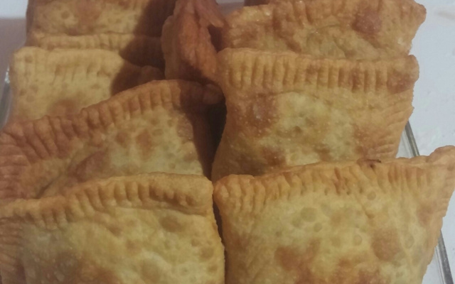 Massa de pastel caseira