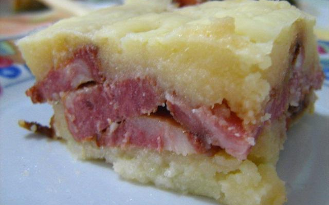 Purê de bata em camadas