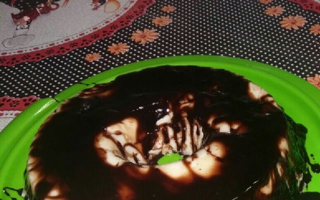 Manjar de coco com chocolate
