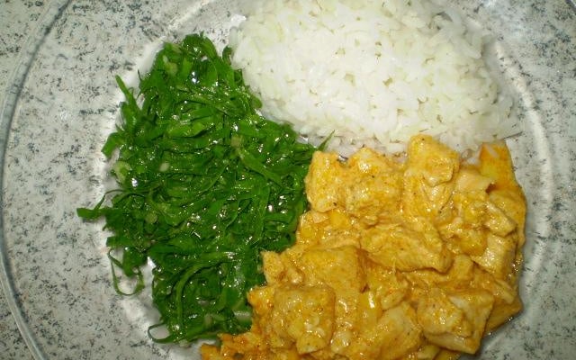 Estrogonofe leve de frango