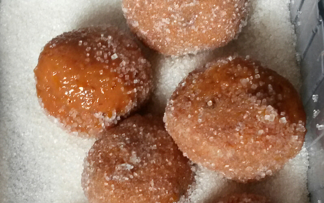 Doce cristalizado de caju