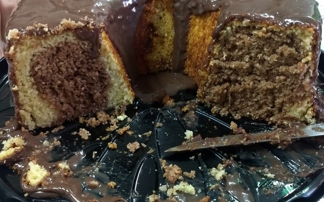 Bolo de liquidificador mesclado