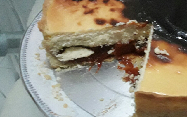 Torta de goiabada com ricota