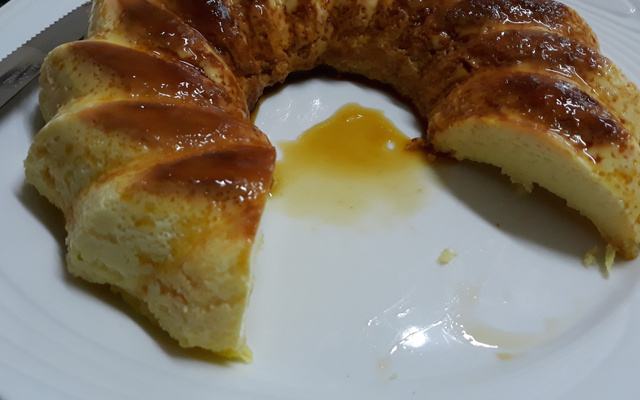 Pudim de leite em pó de microondas