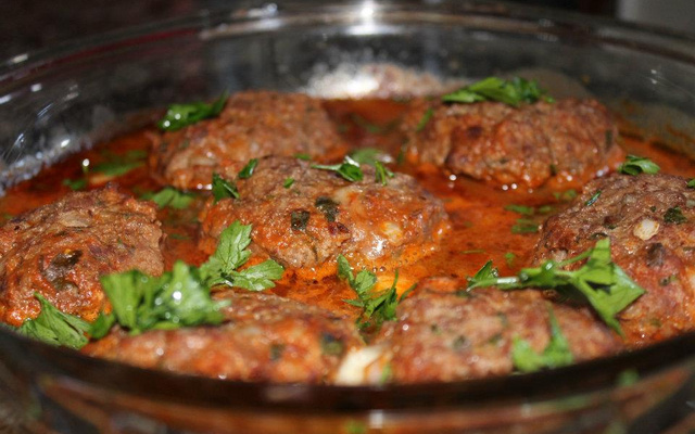 Polpetone assado e recheado