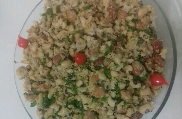 Feijão tropeiro à minha maneira