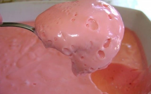 Gelatina com iogurte