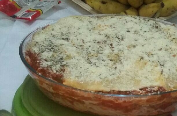 Macarrão com queijo assado