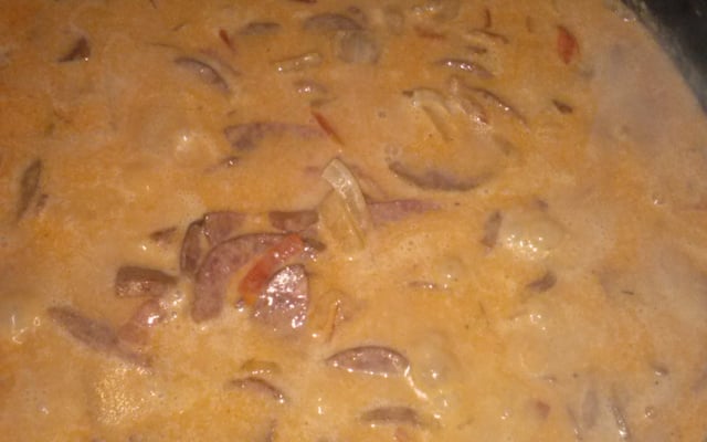 Estrogonofe de calabresa