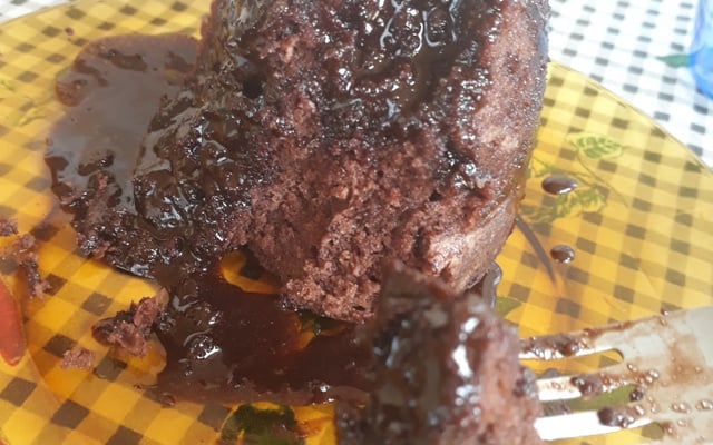 Bolo de caneca muito gotoso e sem leite fofinho