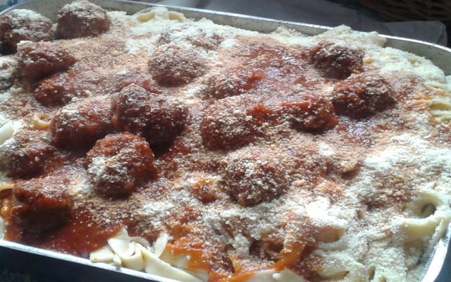 Almôndegas com bacon