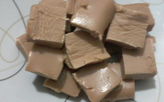 Doce de leite em pedaço