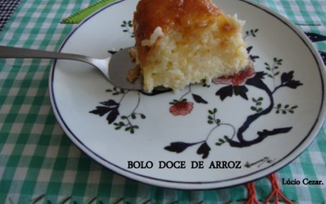 Bolo doce de arroz do Lúcio Cezar