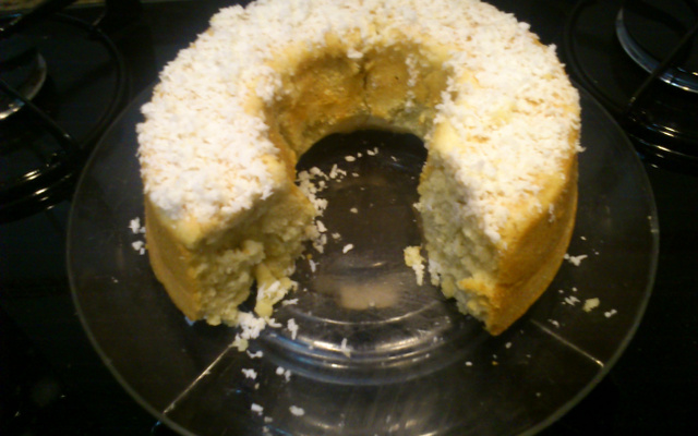 Bolo de coco diet  para forno elétrico