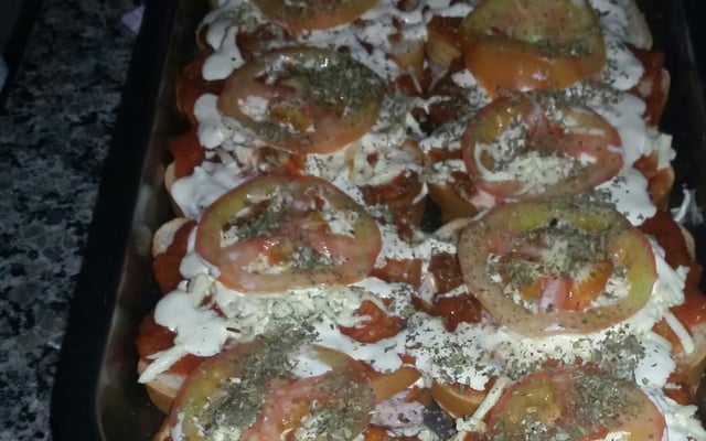 Lanche de forno de pão fatiado