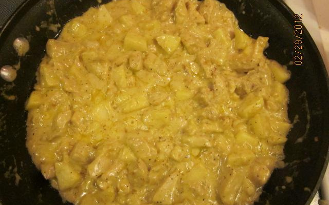 Frango ao curry com maçã verde e sem pimentão