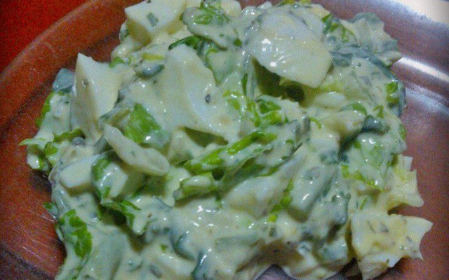 Salada de maionese de folhas