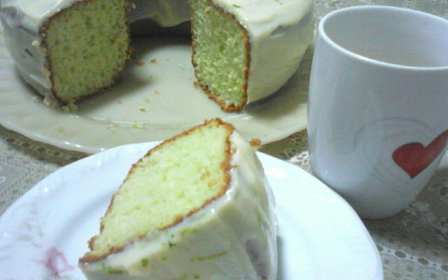 Bolo de limão