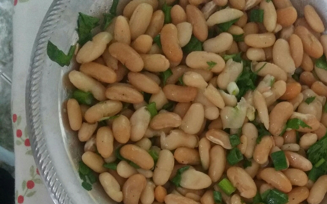 Salada de feijão branco