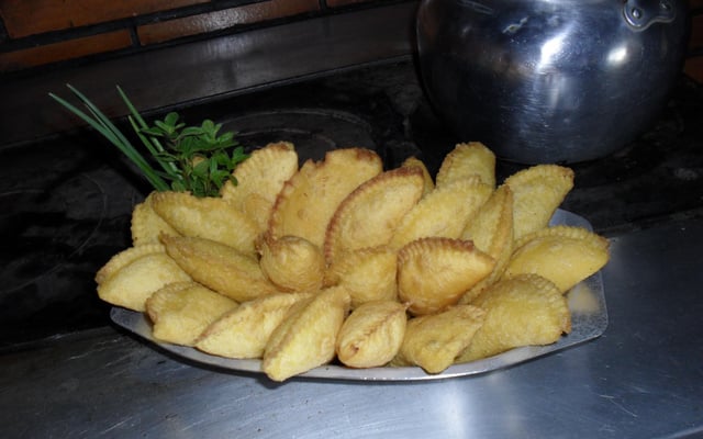 Pastel de fubá do Sul de Minas