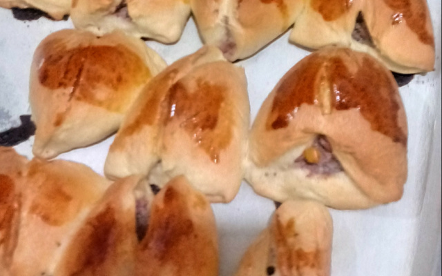 Esfiha de carne temperada