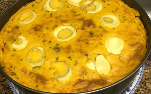 Torta salgada cremosa de cenoura