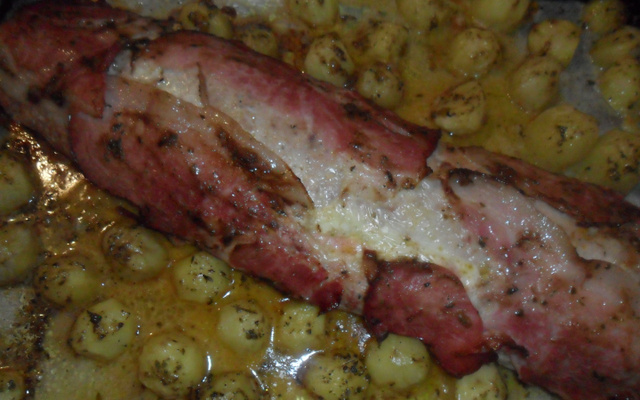 Rocambole de frango recheado