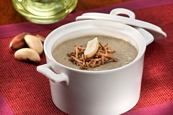 Creme de lentilha com cobertura