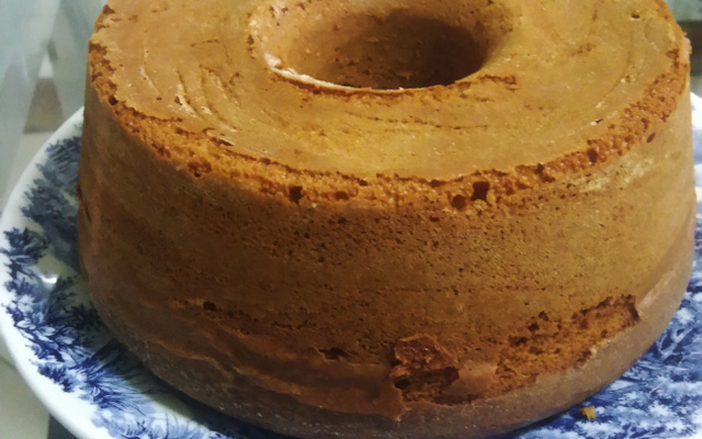 Bolo de iogurte com canela